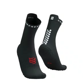 Meia Compressport - RUN V4 - Preta/Branca - Quarter